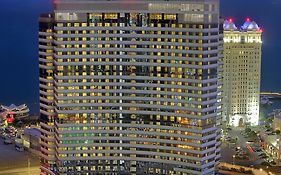 The Curve Hotel